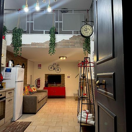 Frizzi & Lazzi House Leilighet Napoli Eksteriør bilde