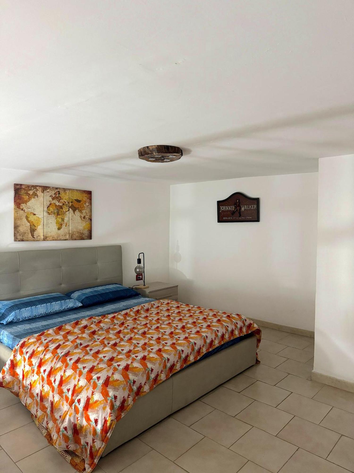 Frizzi & Lazzi House Leilighet Napoli Eksteriør bilde