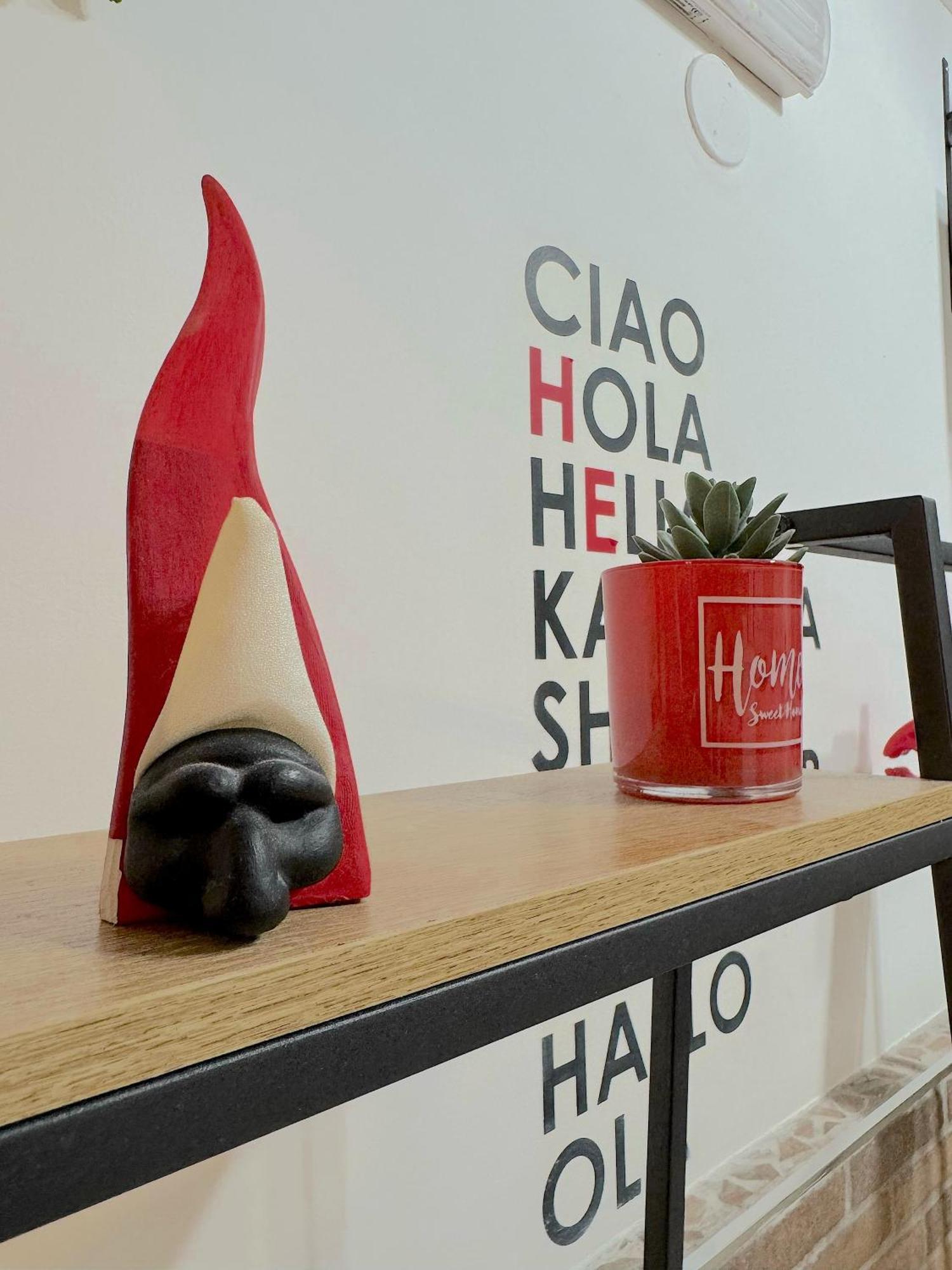 Frizzi & Lazzi House Leilighet Napoli Eksteriør bilde